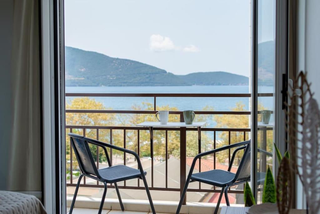 Appartement S & F για 2 στην με θέα πλήρως εξοπλισμένο Igoumenítsa